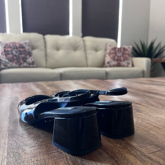 Prada black triangle logo slingback block heel in size 40 - Picture 3 of 8